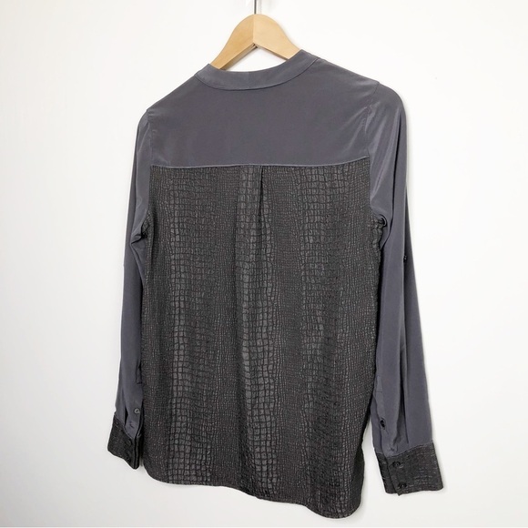 VINCE snake, croc, embossed design, silk button, down shirt - Picture 9 of 11